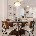 Exclusive Apartment In The Centre With Parking Rems